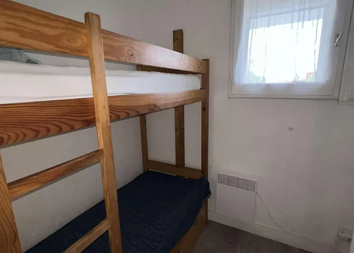 Avec Ascenseur, Vue Port, Parking Prive - Fr-1-702-30 Appartement